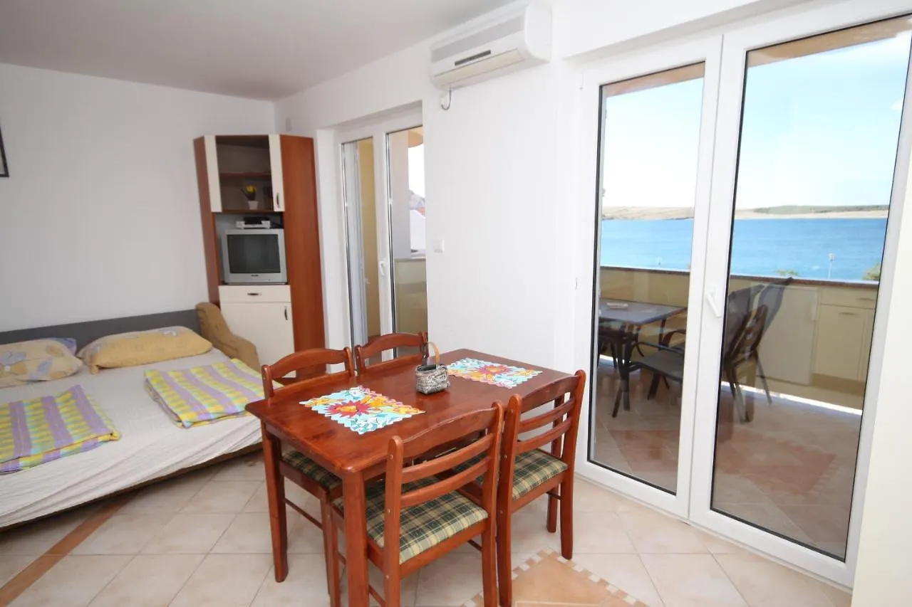 Studio Povljana 3316C Apartmán